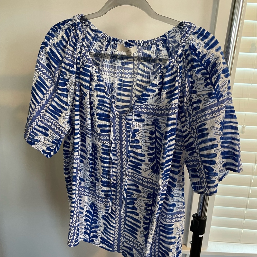 Blue and White Patterned Women's Top